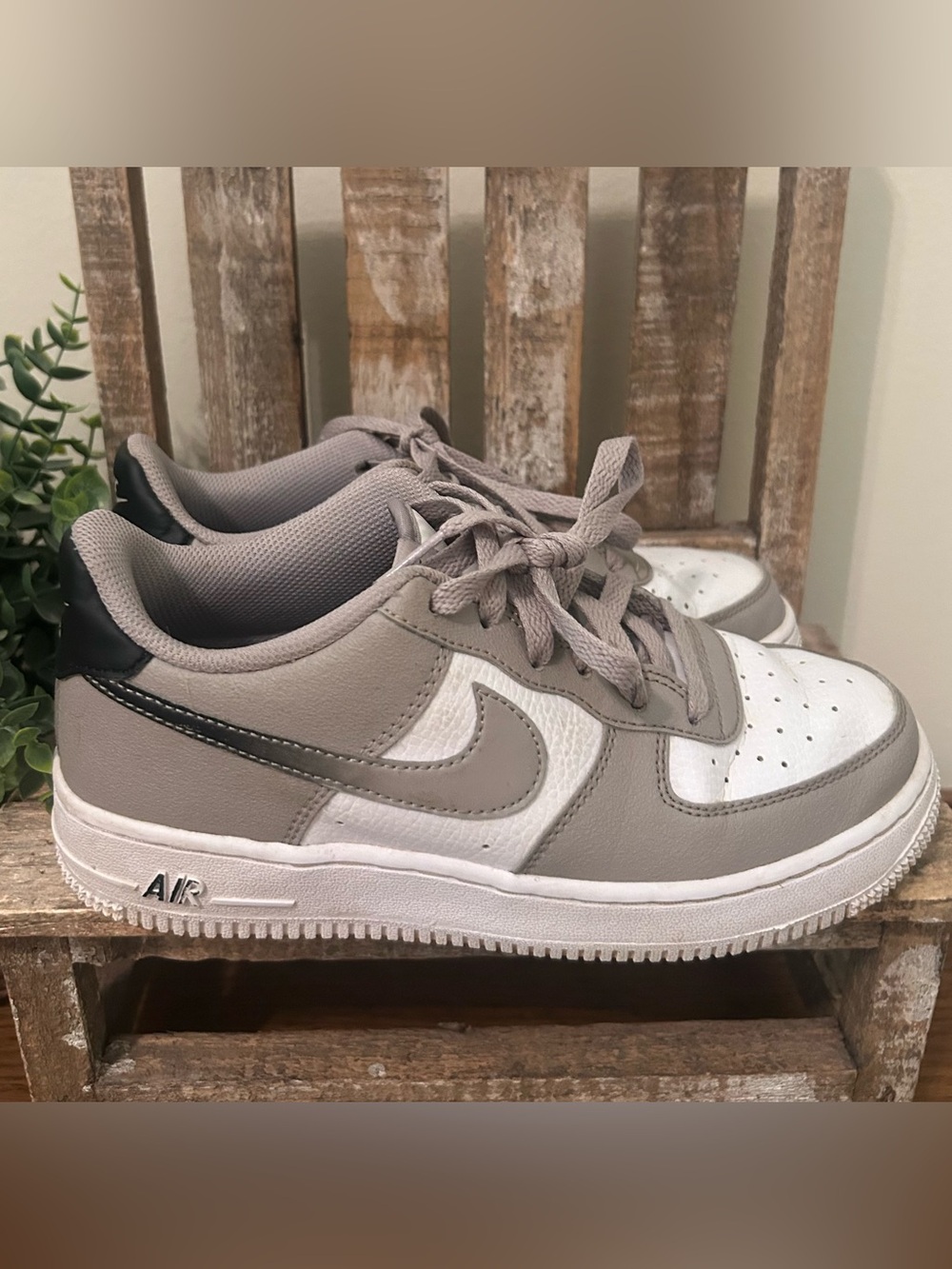 Nike Air Force 1 Low College Grey Black White Size 4.5Y